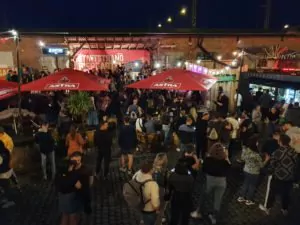 Stattstrand mit Publikum